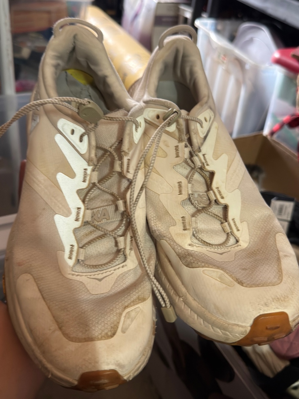 Hoka 10